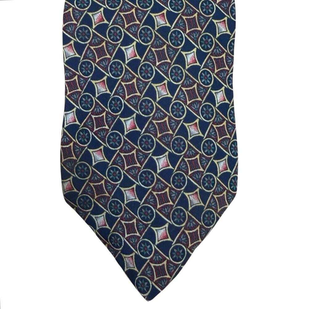 Metropolitan Museum of Art All Silk Tie Geometric Print Green Maroon 58" Wedding